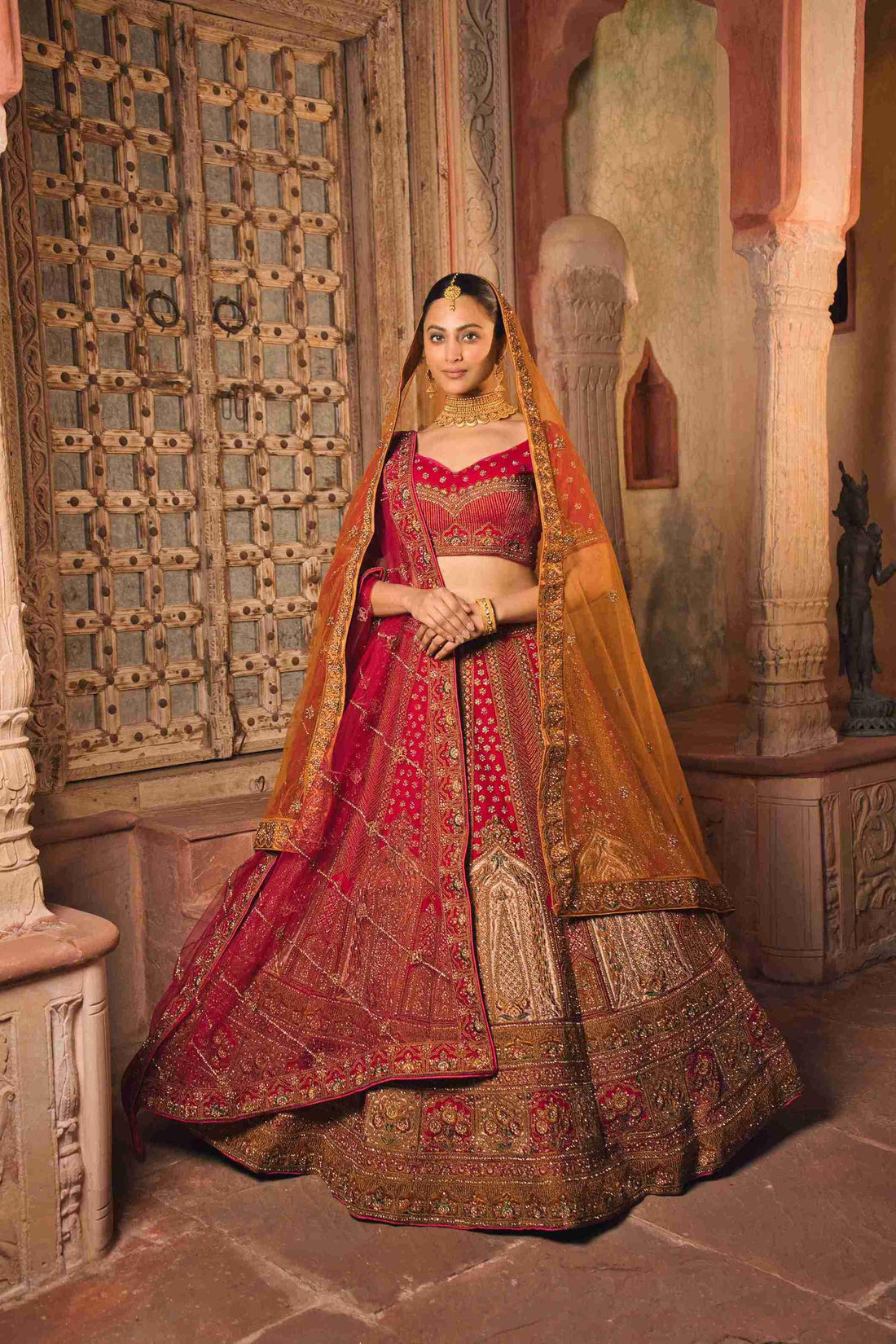 A Guide To Find the Perfect Trending Lehenga for Wedding Functions